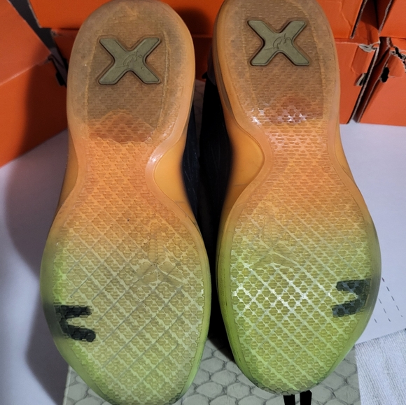 Kobe 10, Nike, All Star, size 6.5y, used, no box, excellent condition - Picture 9 of 9